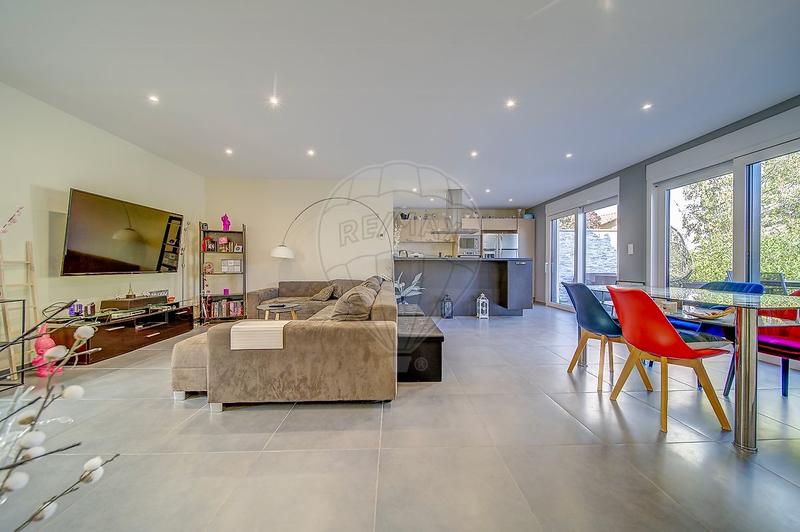 Maison - 160 m² - 6 pièces