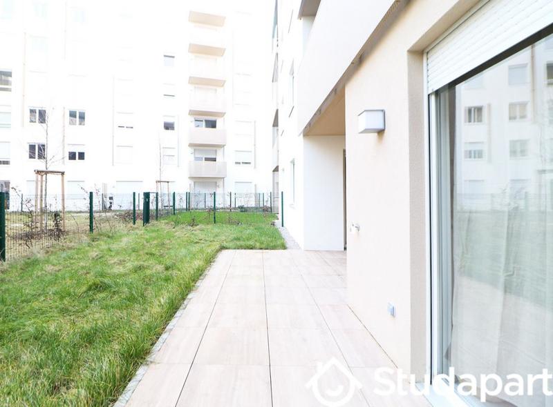 Chambre - 15 m² - 1 pièce