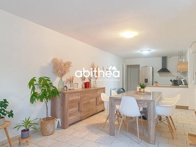 Duplex - 77 m² - 4 pièces