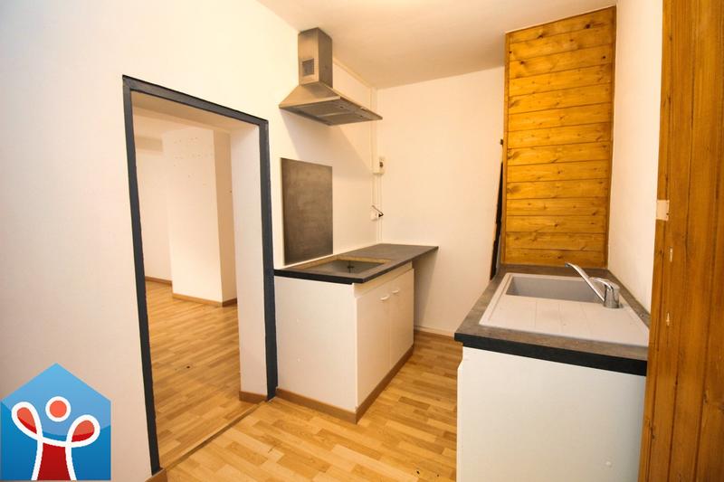 Maison - 310 m² - 8 pièces