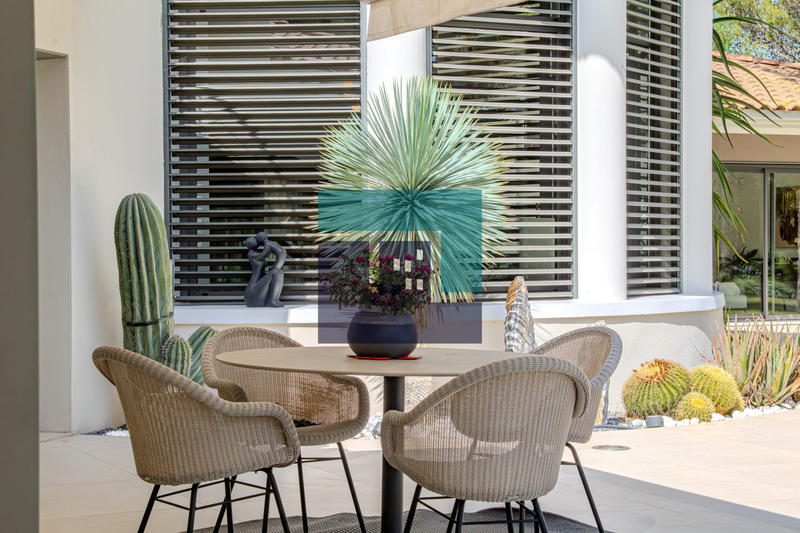 Villa - 420 m² - 7 pièces