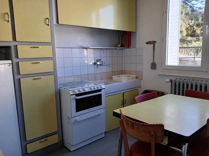 Immeuble - 218 m² - 14 pièces