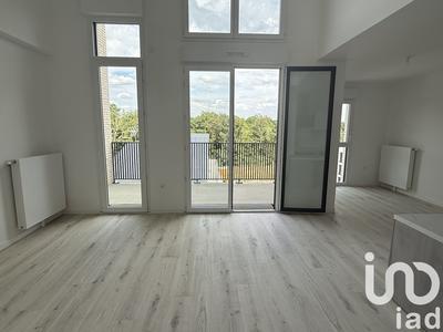 Appartement - 80 m² - 5 pièces