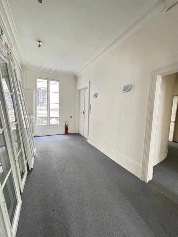 Bureau - 138 m² - 5 pièces