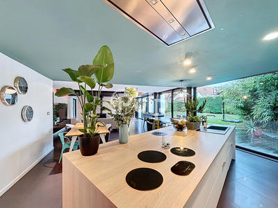 Maison d'architecte - 210 m² - 6 pièces