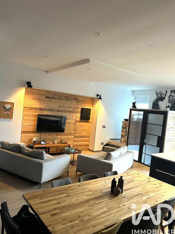 Appartement - 137 m² - 6 pièces