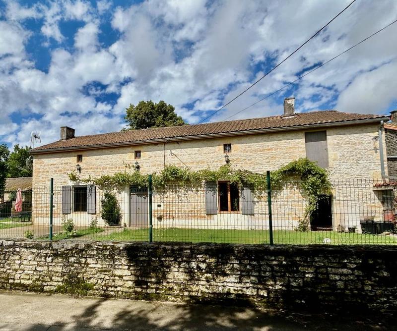 Maison de village - 161 m² - 6 pièces