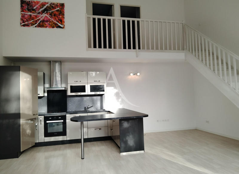 Appartement - 98 m² - 5 pièces