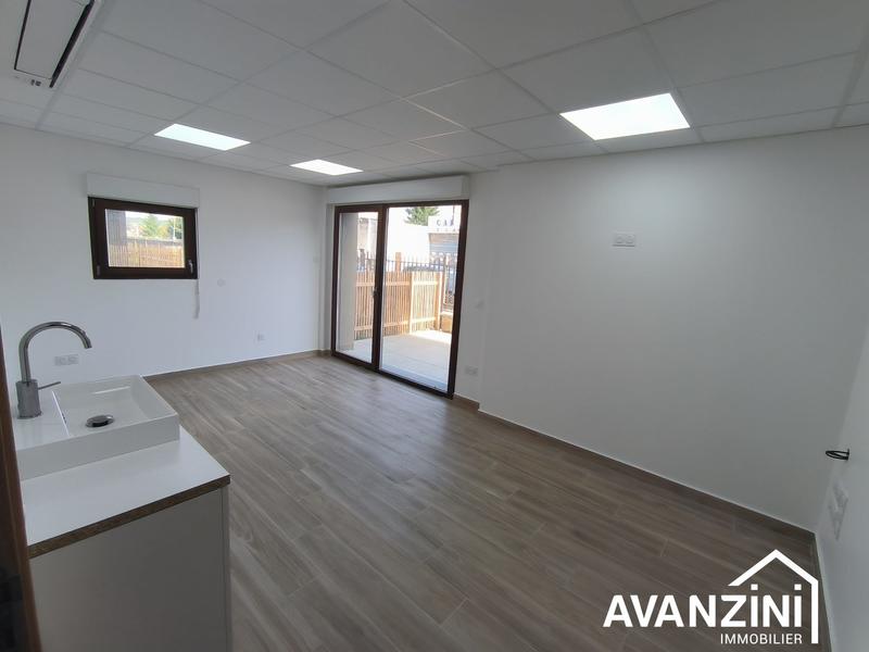 Bureau - 17 m² - 1 pièce