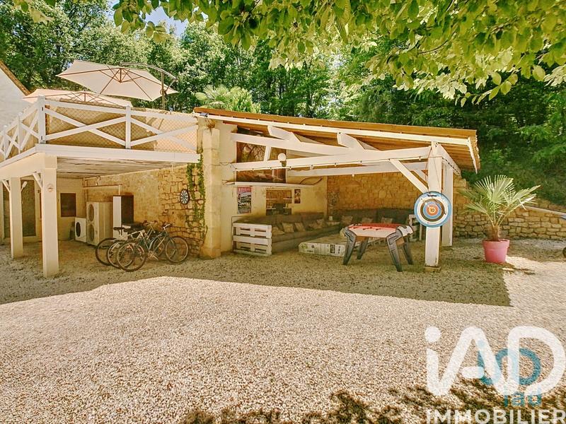 Maison - 325 m² - 14 pièces