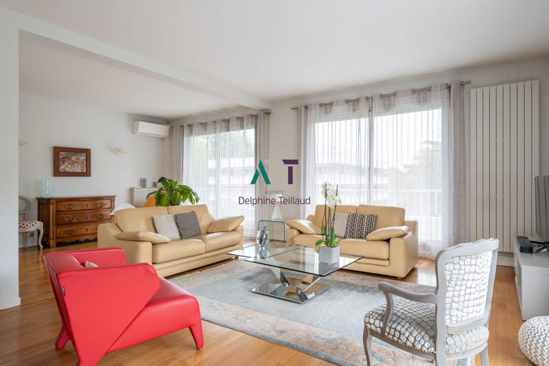 Appartement - 144 m² - 4 pièces