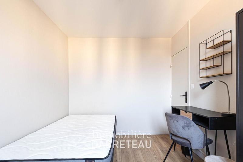 Appartement - 107 m² - 7 pièces