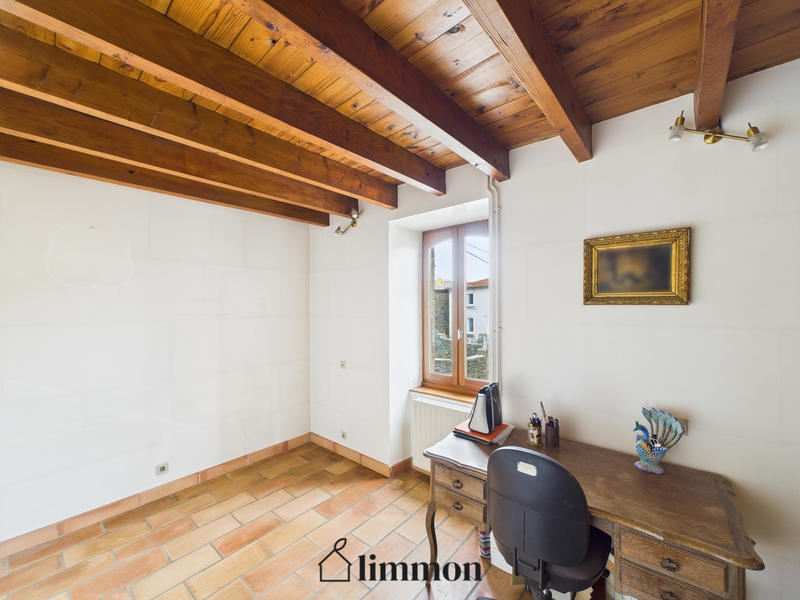 Maison - 228 m² - 8 pièces