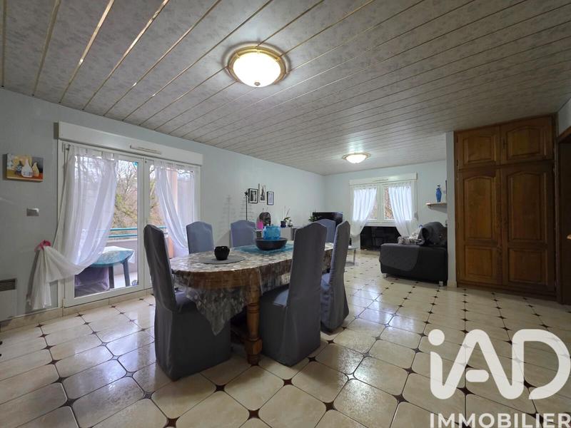 Appartement - 92 m² - 5 pièces