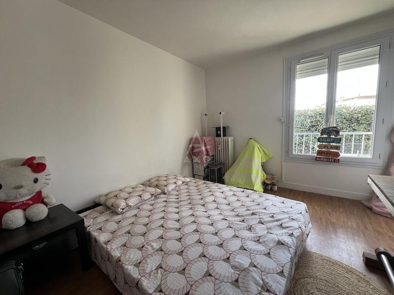 Appartement ancien - 86 m² - 4 pièces