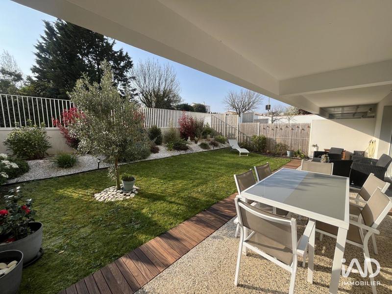 Appartement - 93 m² - 4 pièces