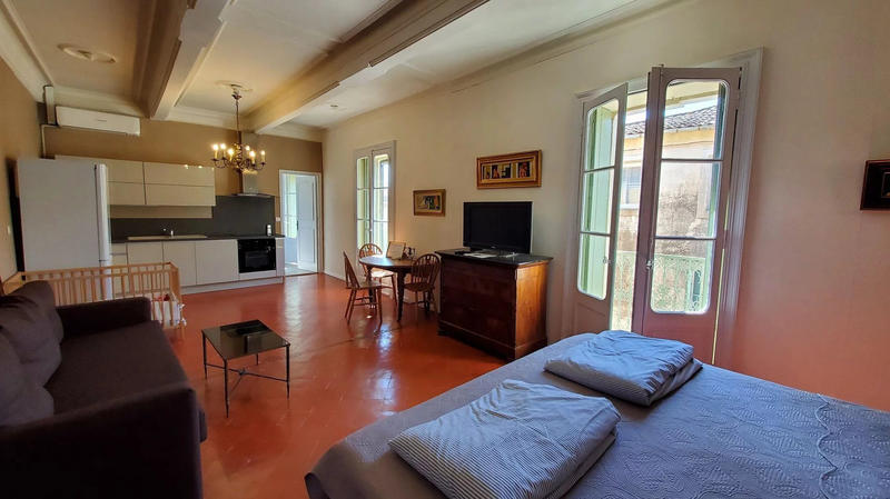 Maison - 430 m² - 18 pièces