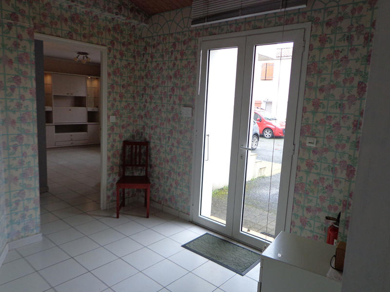 Bureau - 97 m² - 6 pièces