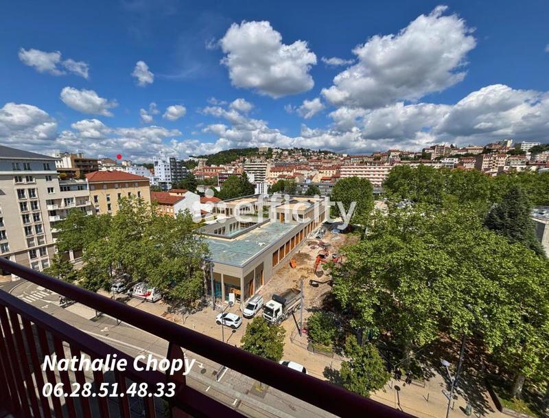 Appartement - 105 m² - 4 pièces