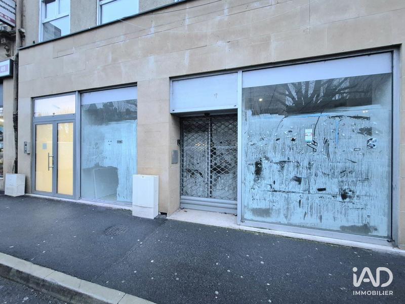 Local commercial - 122 m²