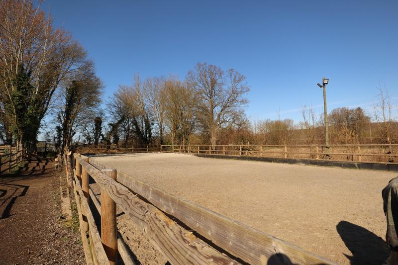 Maison - 164 m² - 9 pièces