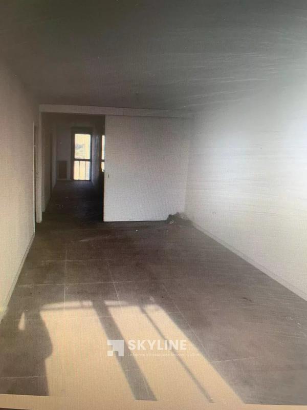 Appartement - 81 m² - 5 pièces