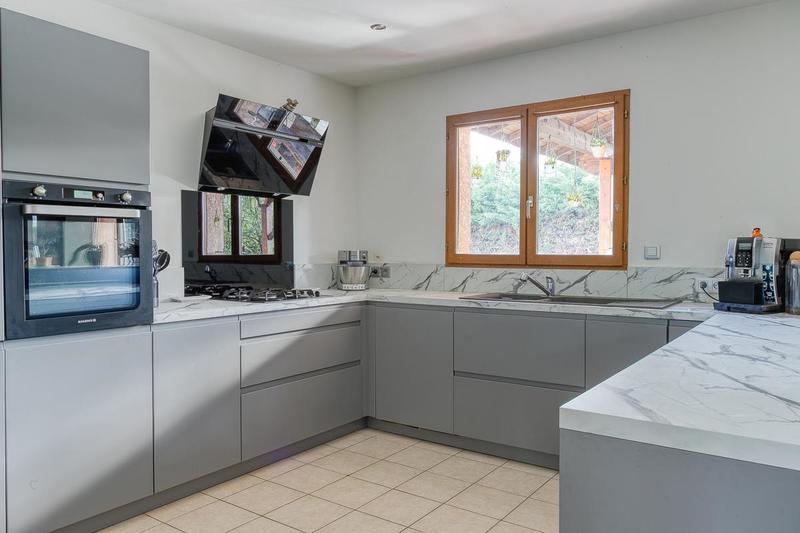 Maison - 160 m² - 7 pièces