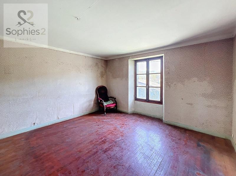 Maison - 200 m² - 8 pièces