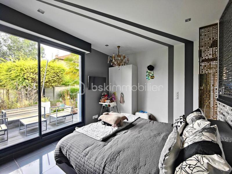 Maison d'architecte - 160 m² - 6 pièces