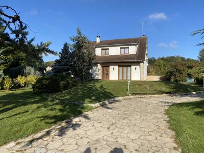 Maison - 160 m² - 7 pièces