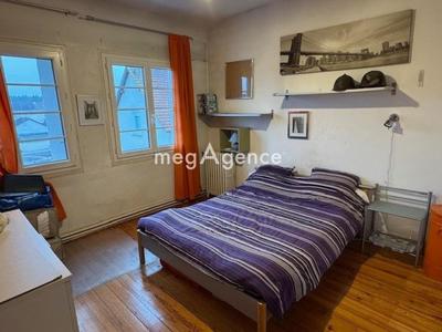 Maison - 160 m² - 8 pièces