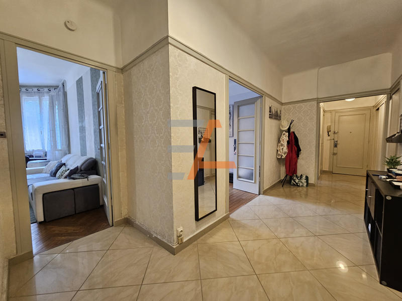 Appartement - 78 m² - 2 pièces