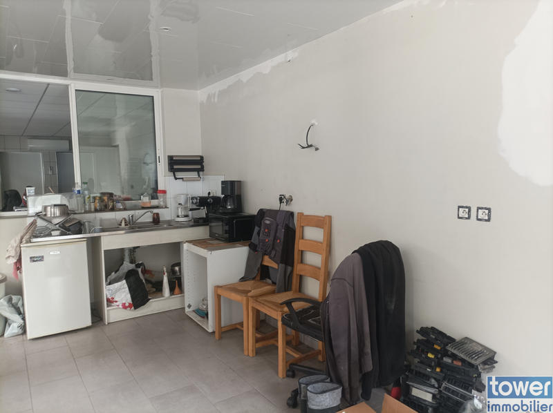 Local d'activités - 454 m² - 10 pièces