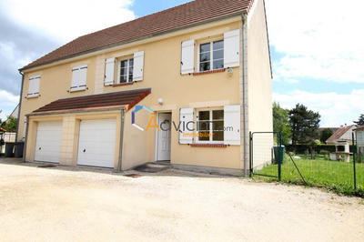 Maison - 81 m² - 4 pièces