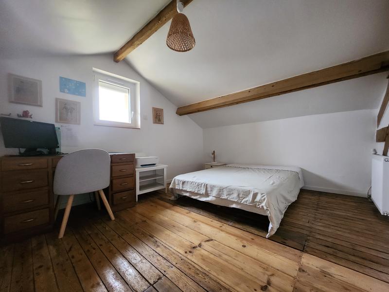 Maison - 102 m² - 6 pièces