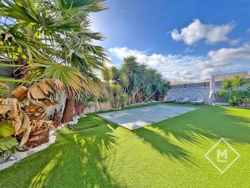 Maison - 100 m² - 4 pièces