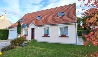 Maison - 162 m² - 8 pièces