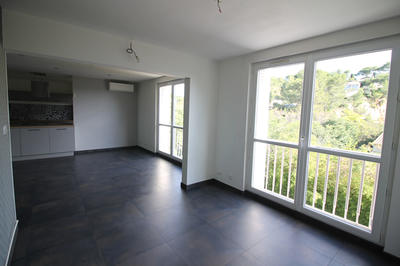 Appartement - 79 m² - 4 pièces