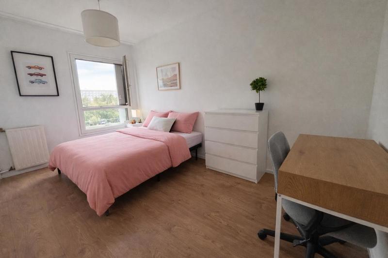 Appartement - 82 m² - 4 pièces