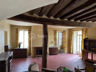 Maison - 180 m² - 7 pièces