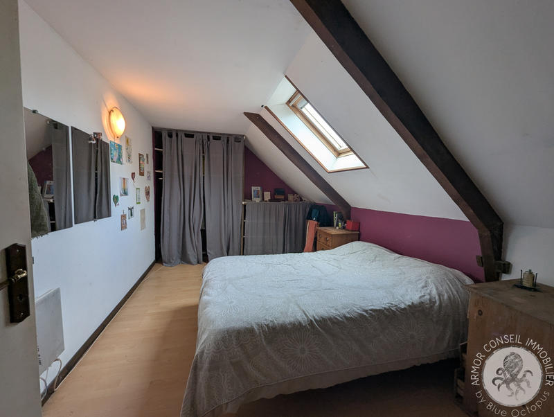 Maison - 169 m² - 8 pièces