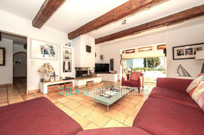 Villa - 288 m² - 10 pièces