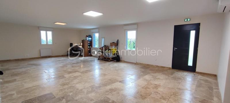 Bureau - 140 m² - 3 pièces