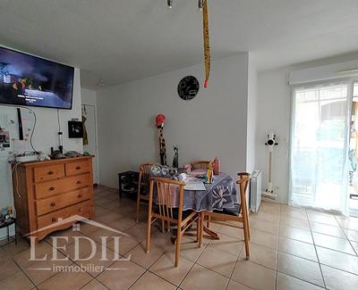 Appartement - 56 m² - 3 pièces
