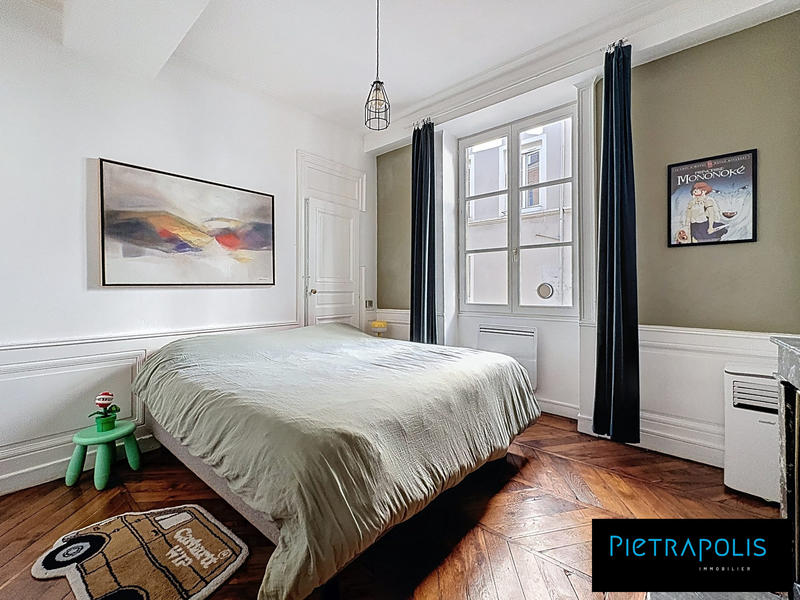 Appartement - 89 m² - 4 pièces