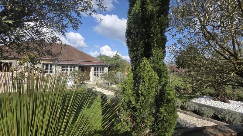 Maison - 98 m² - 4 pièces