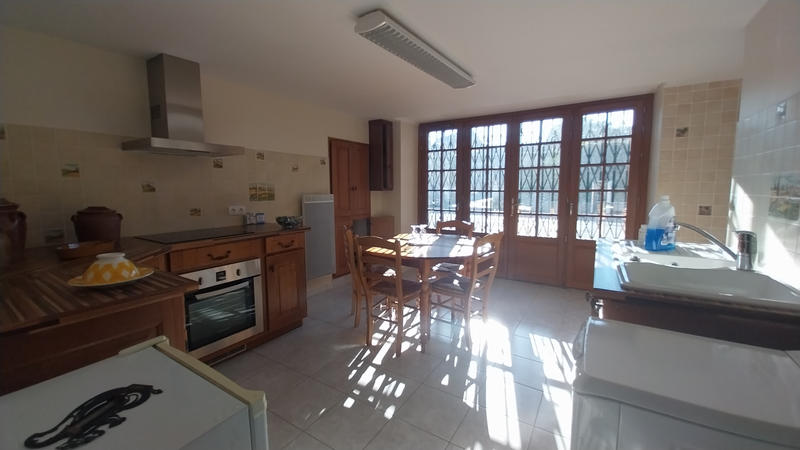 Maison de village - 211 m² - 7 pièces