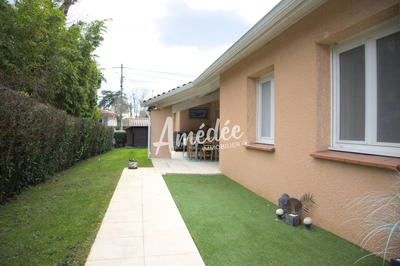 Villa - 151 m² - 6 pièces