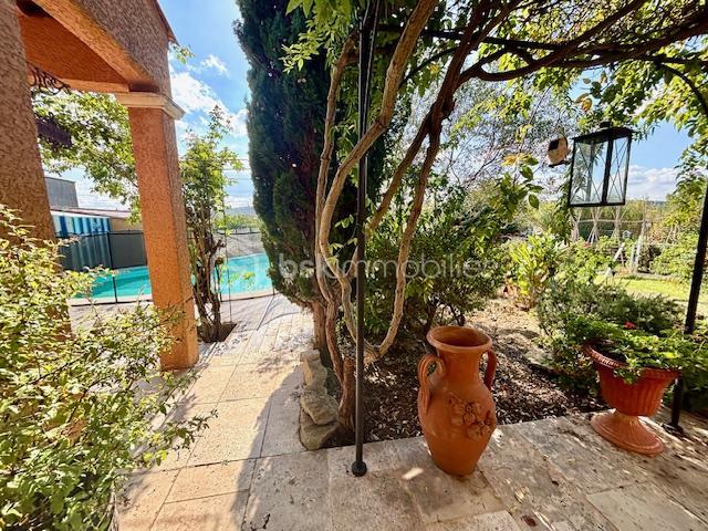 Maison traditionnelle - 136 m² - 6 pièces