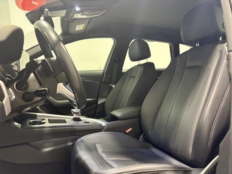 Audi quattro A4 V phase 3 2.0 40 204 Avant Sport Cuir